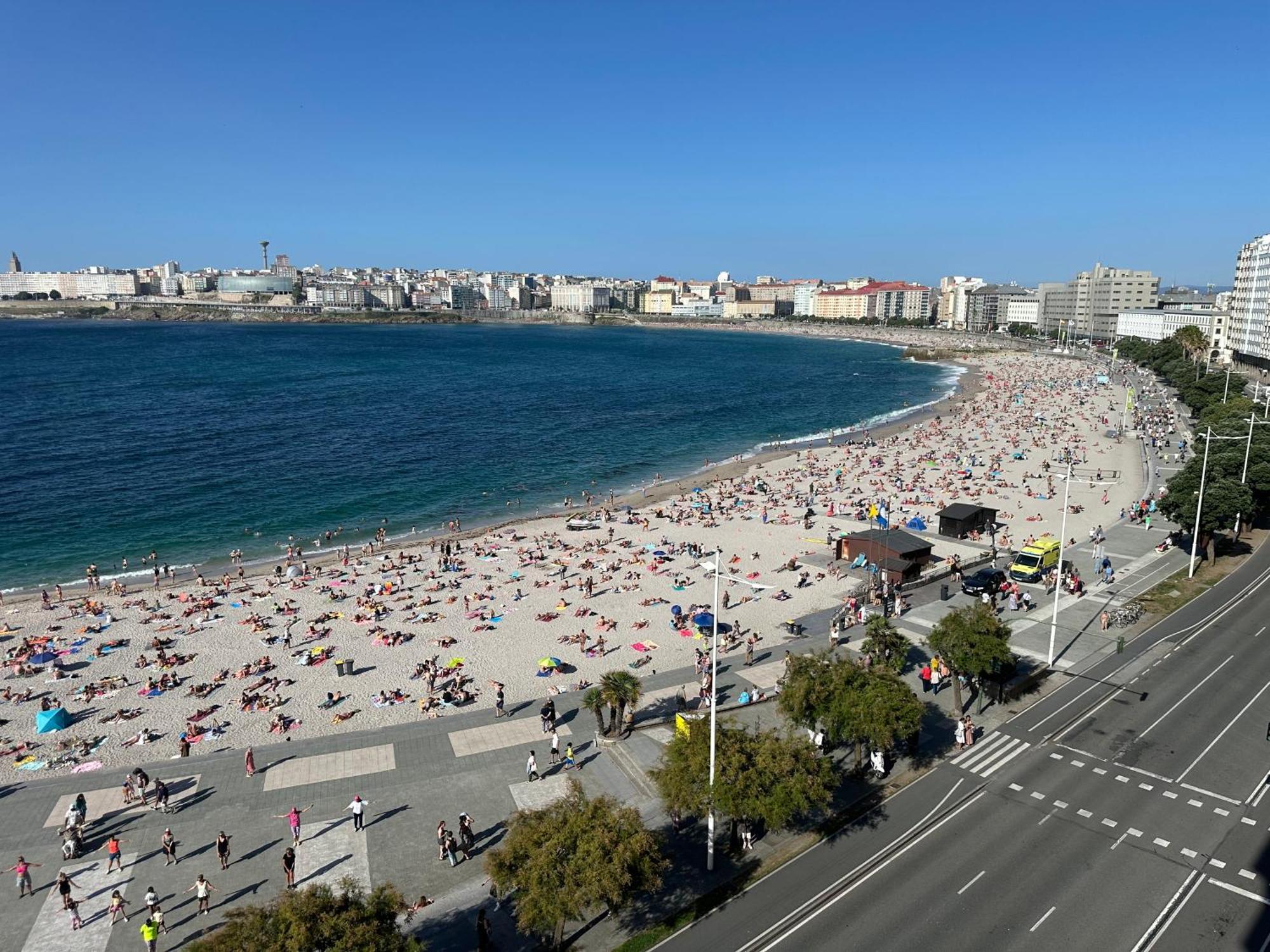 Piso Con Vistas A La Playa De Riazor Apartment A Coruña Exterior foto